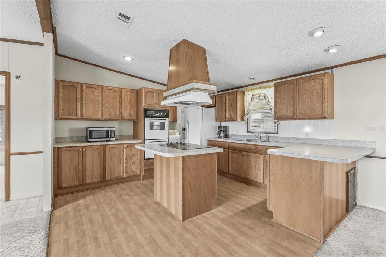 420 49th Street E, Unit 48, Palmetto, FL 34221 Photo