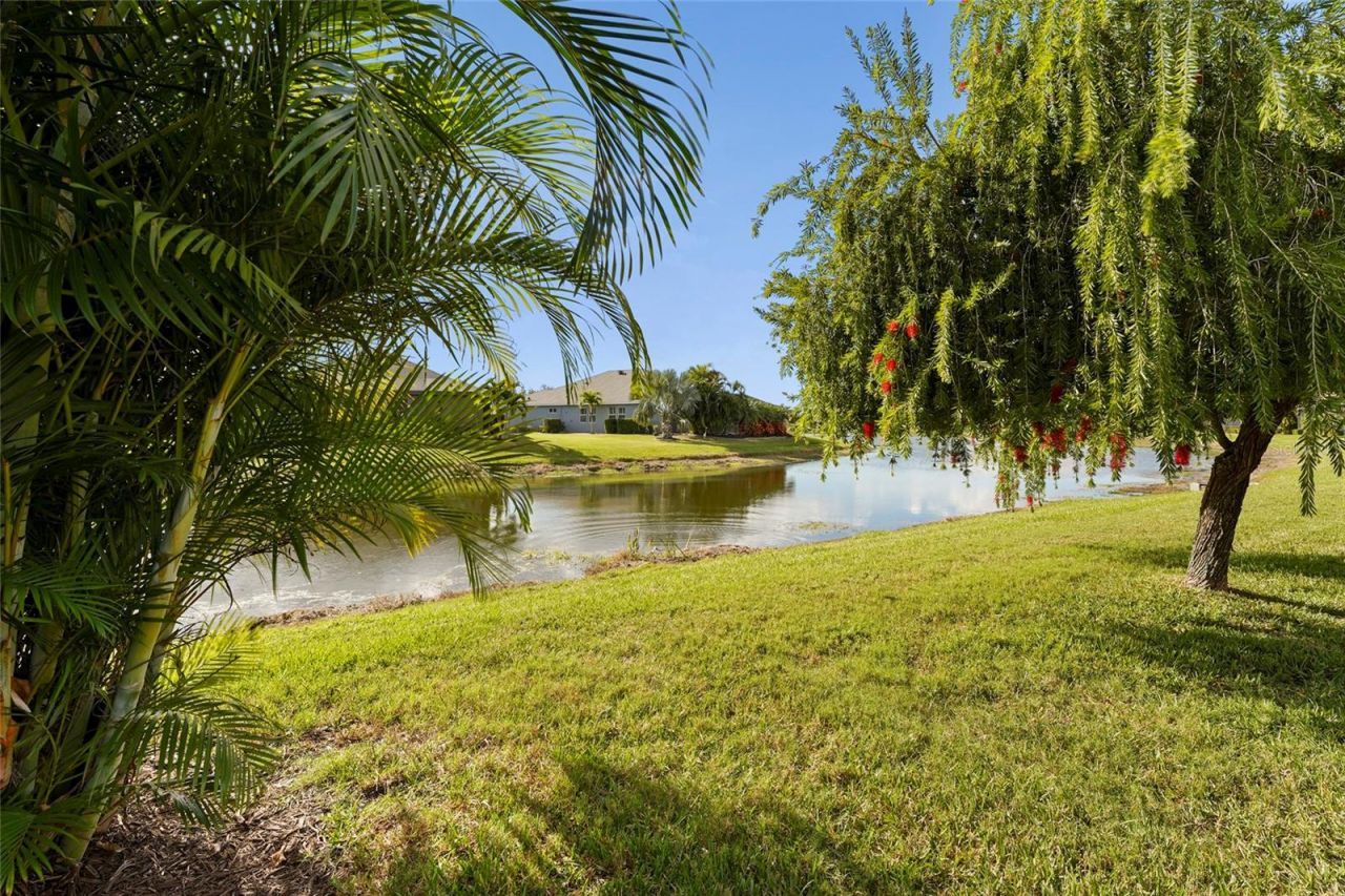 609 Rosemary Circle, Bradenton, FL 34212 Photo