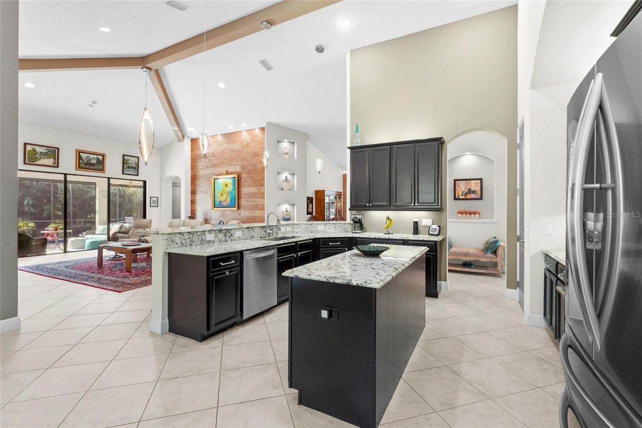 609 Rosemary Circle, Bradenton, FL 34212 Photo