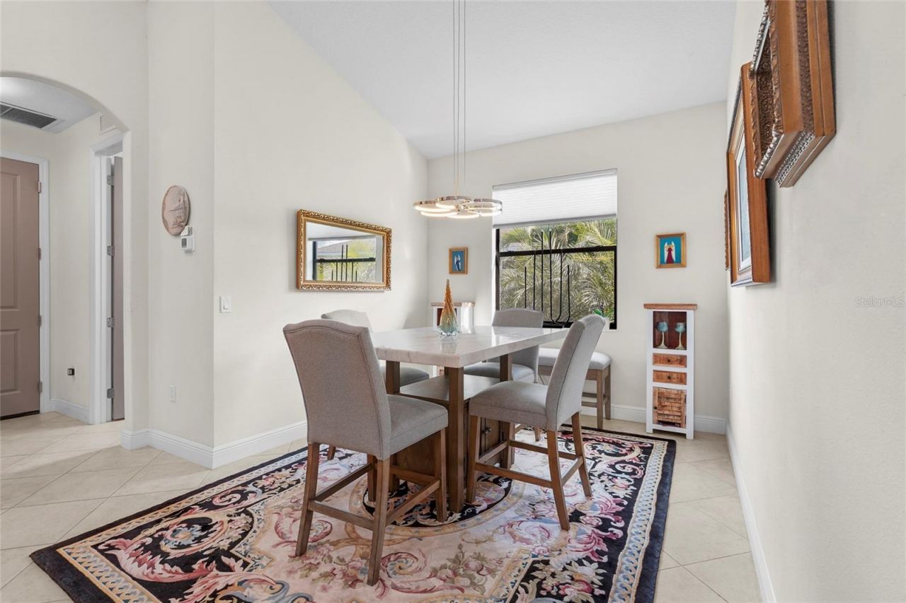 609 Rosemary Circle, Bradenton, FL 34212 Photo