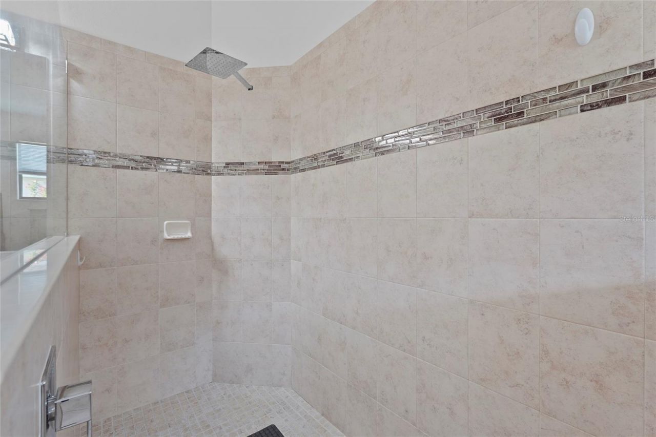 609 Rosemary Circle, Bradenton, FL 34212 Photo