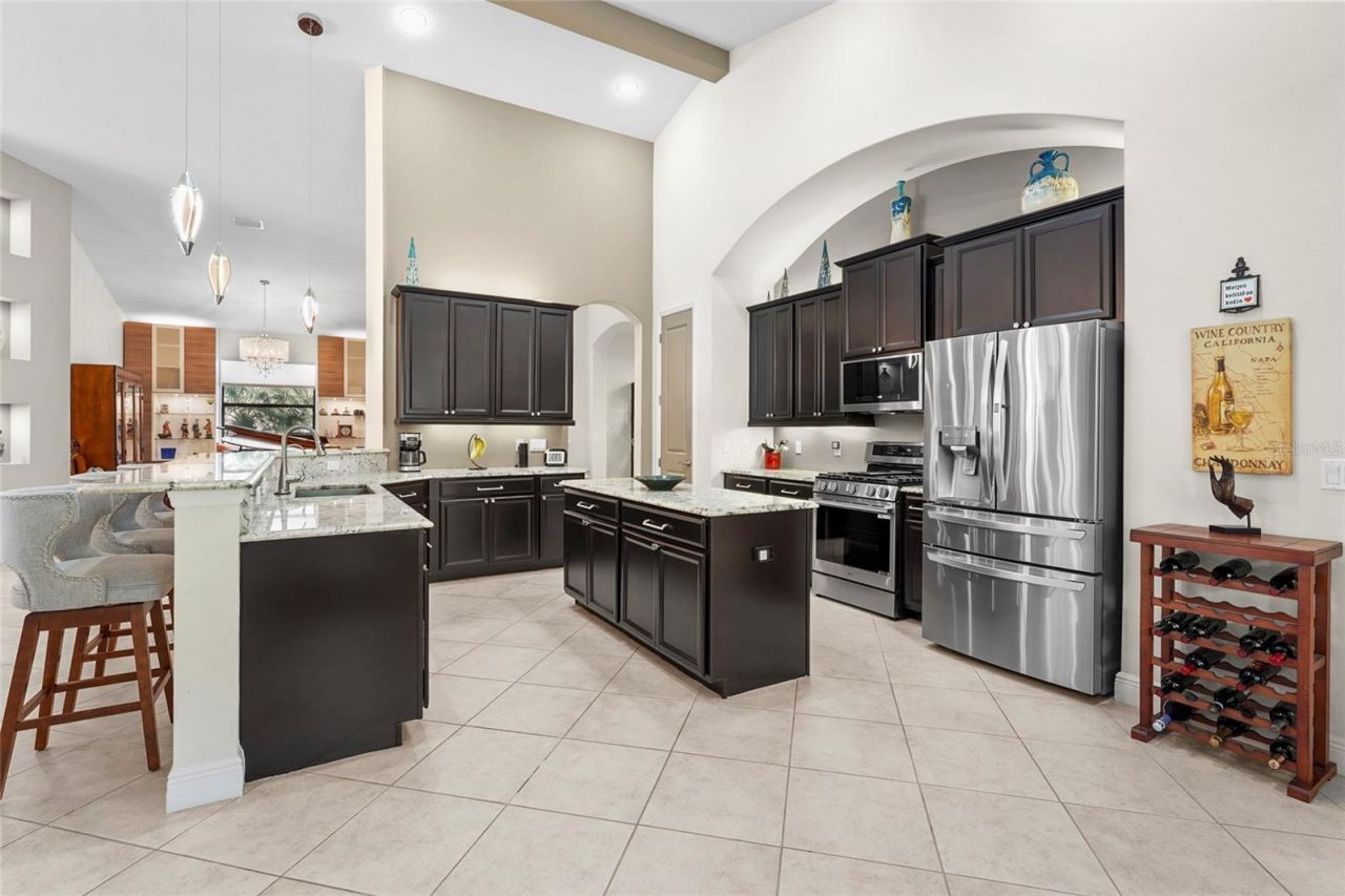 609 Rosemary Circle, Bradenton, FL 34212 Photo