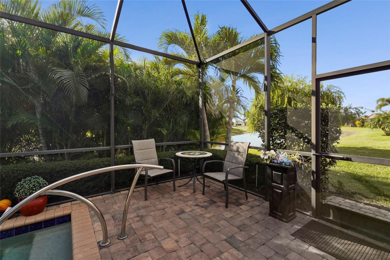 609 Rosemary Circle, Bradenton, FL 34212 Photo