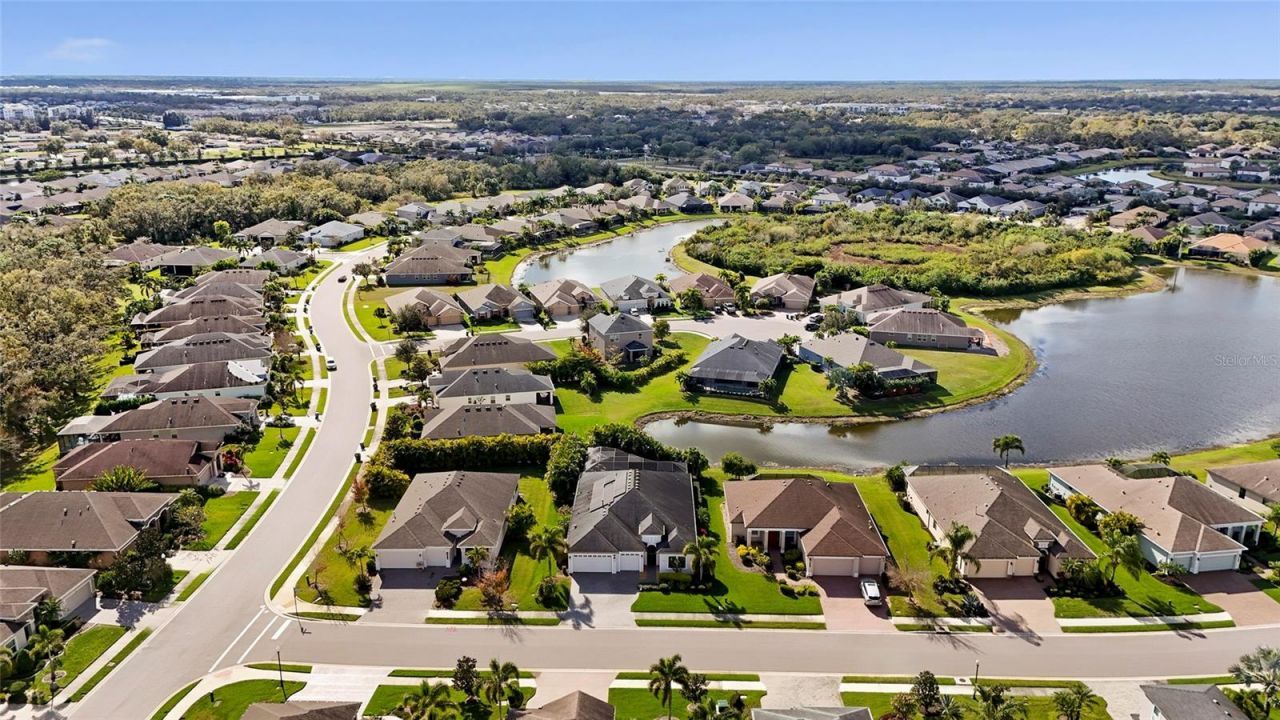 609 Rosemary Circle, Bradenton, FL 34212 Photo