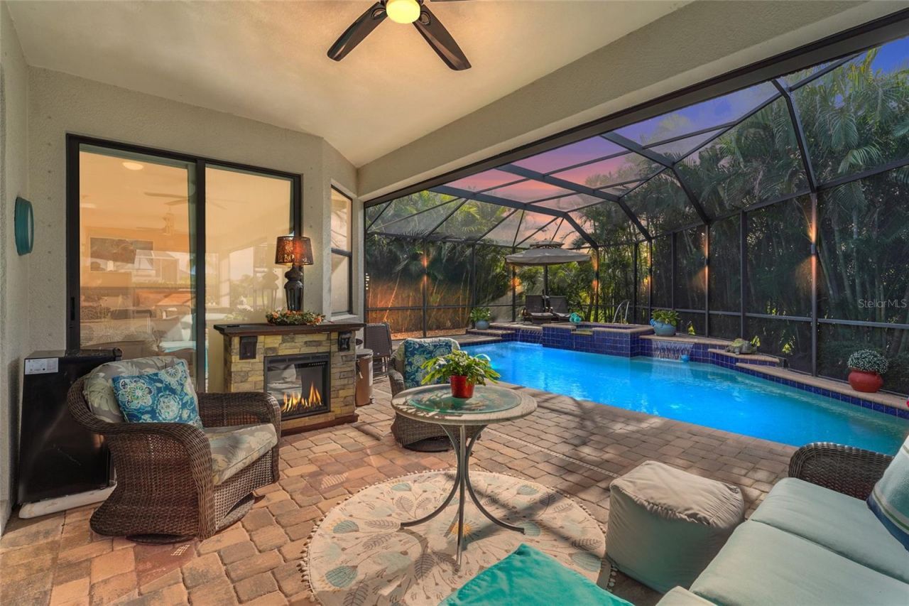 609 Rosemary Circle, Bradenton, FL 34212 Photo