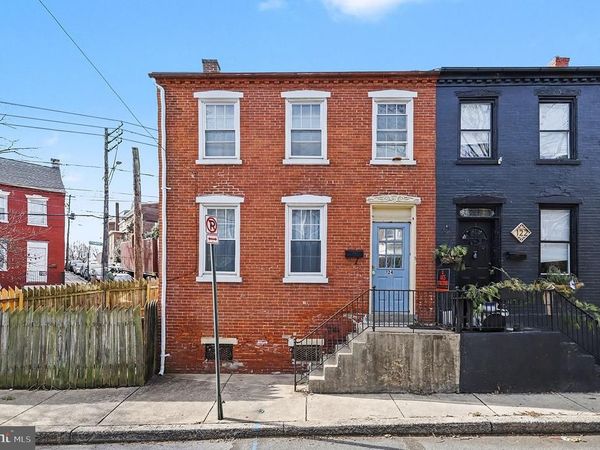 124 S ARCH STREET, LANCASTER, PA 17603