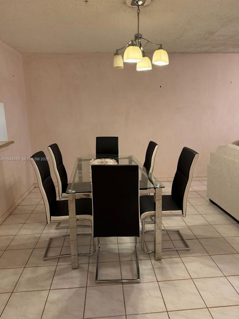 2850 Somerset Dr , Unit 309L, Lauderdale Lakes, FL 33311 Photo