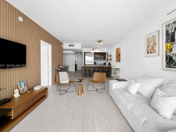 55 SE 6th St, Unit 2600, Miami, FL 33131