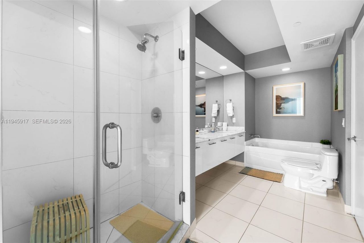 55 SE 6th St, Unit 2600, Miami, FL 33131 Photo