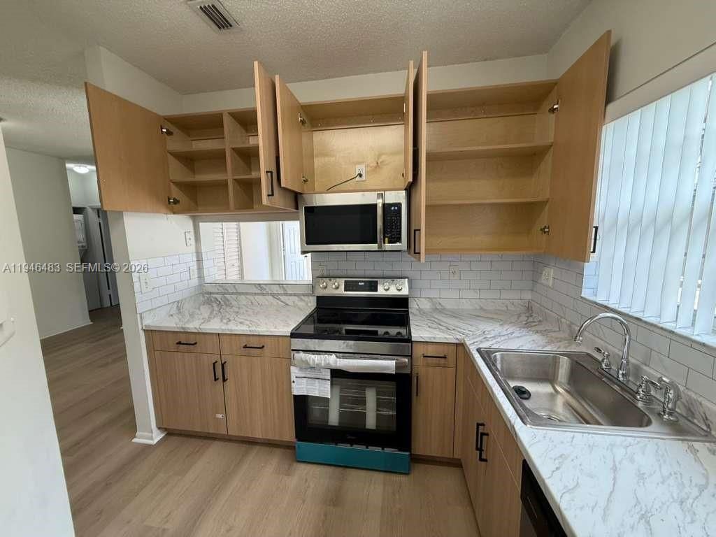 1791 NW 96th Ter, Unit 4K, Pembroke Pines, FL 33024 Photo