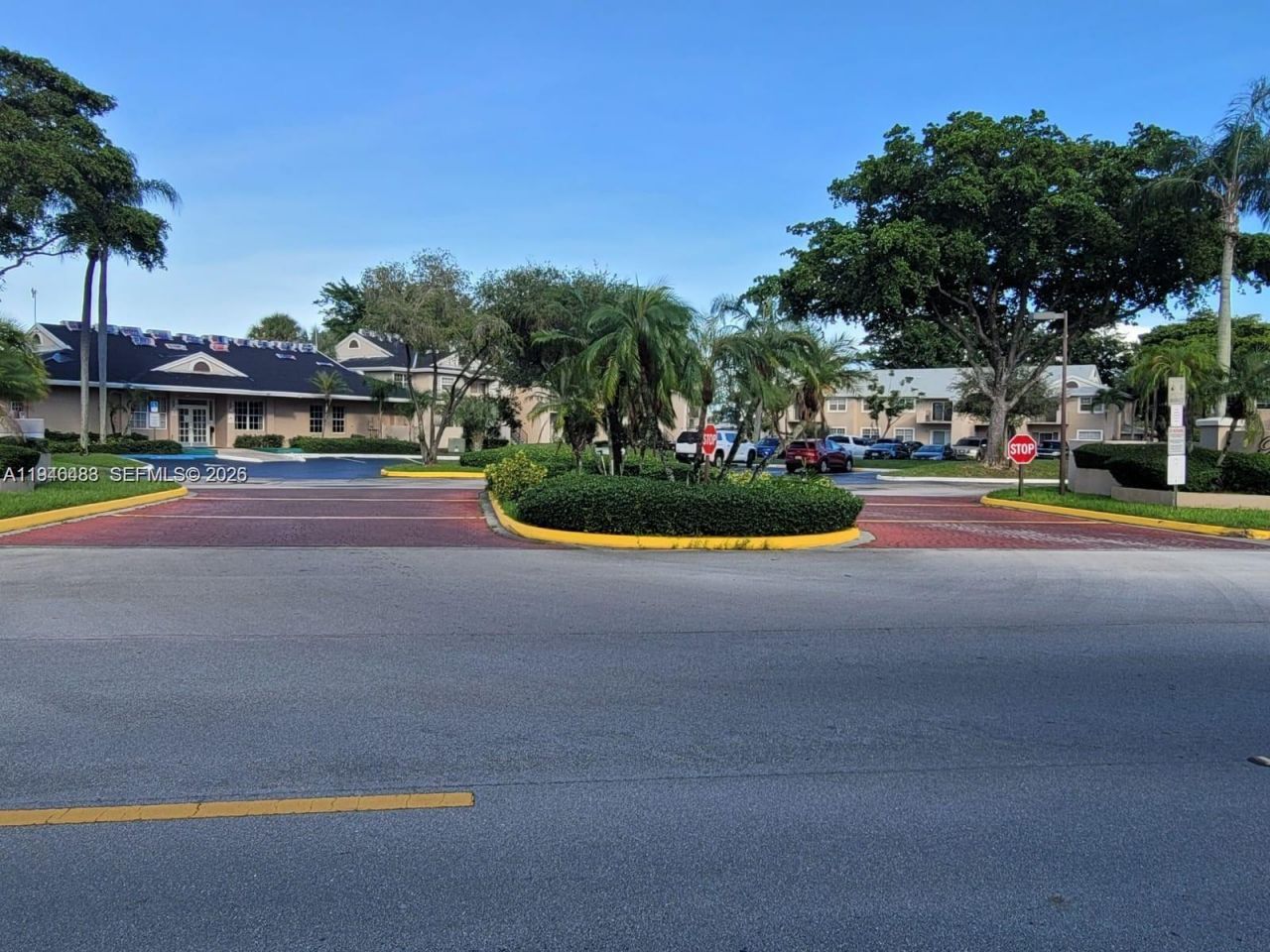 1791 NW 96th Ter, Unit 4K, Pembroke Pines, FL 33024 Photo