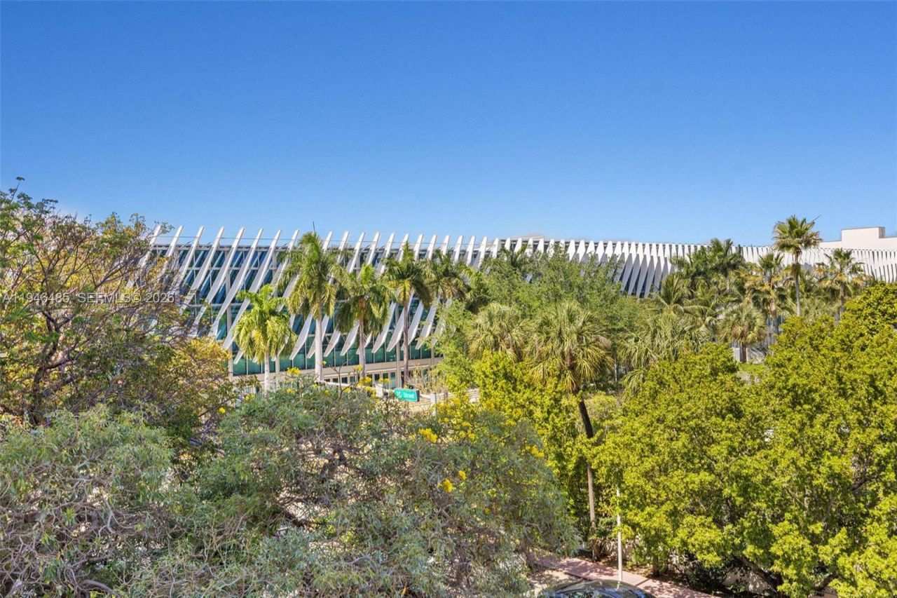 1775 Washington Ave, Unit 4C, Miami Beach, FL 33139 Photo