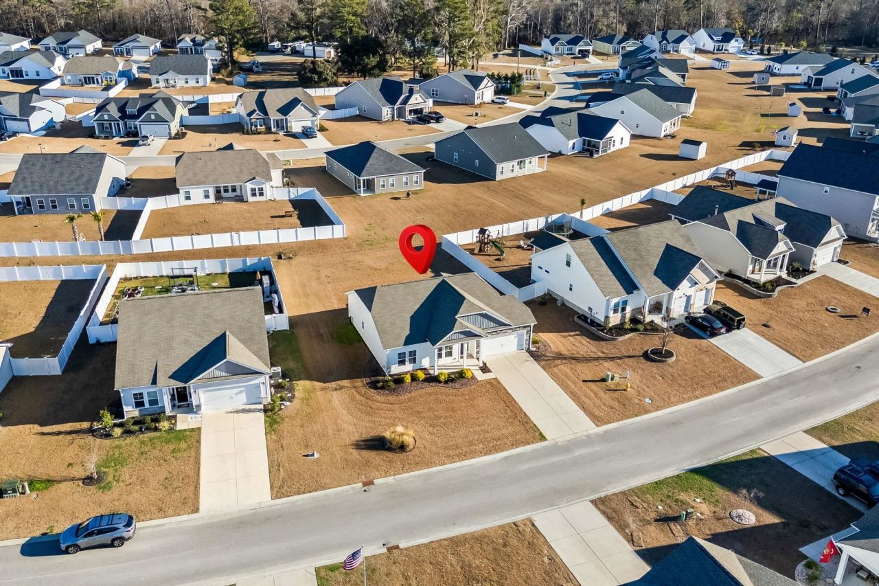 447 Honeyhill Loop Photo 32