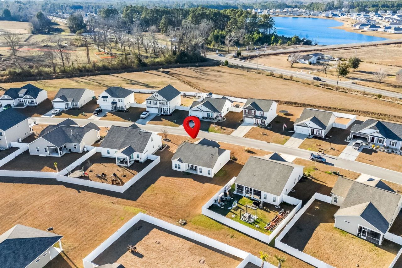 447 Honeyhill Loop Photo 33