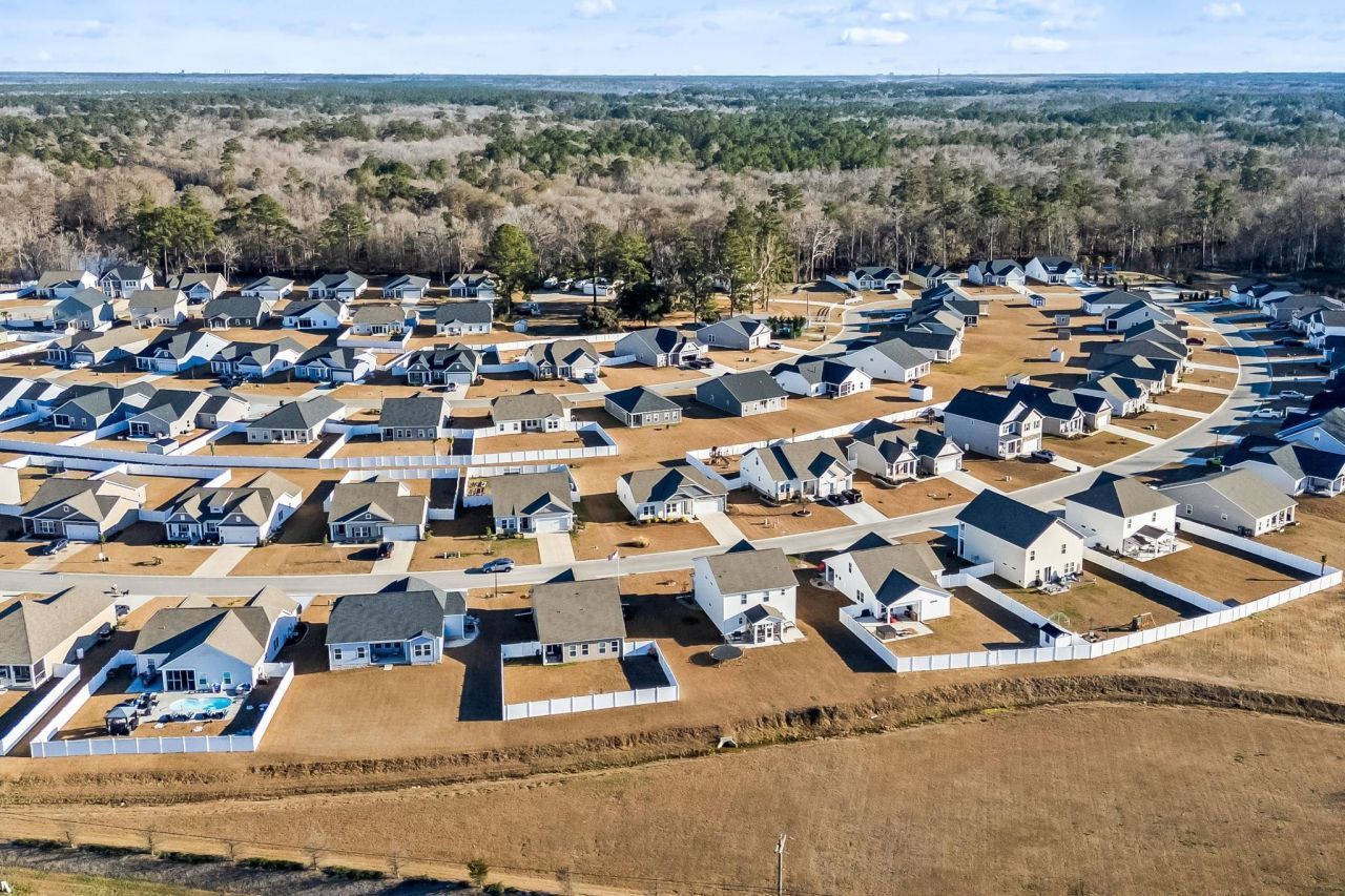 447 Honeyhill Loop Photo 34