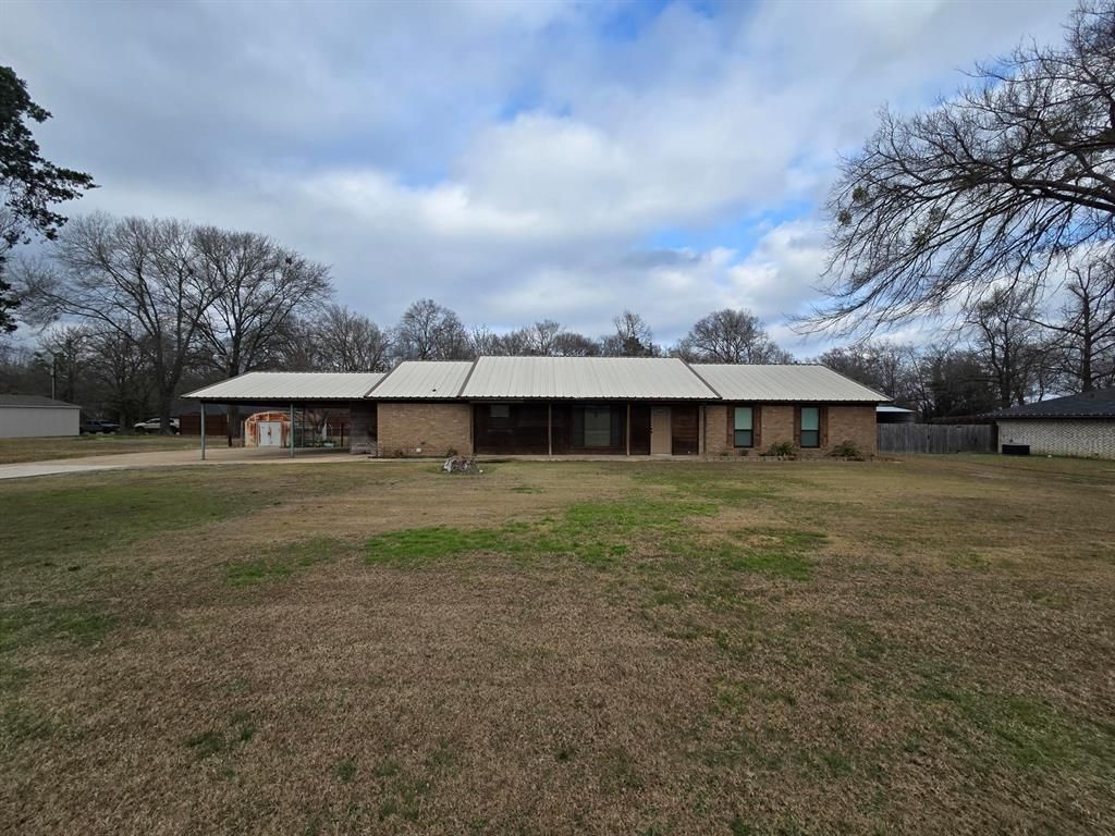 642 Cr 1330, Mount Pleasant, TX 75455 Main Photo