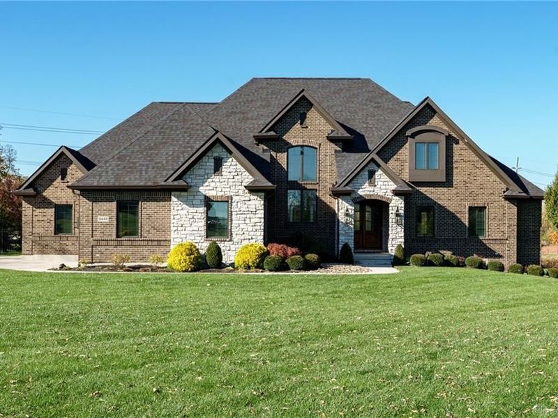 2442 Berkeley Court, Clearcreek Township, OH 45036 Photo 3