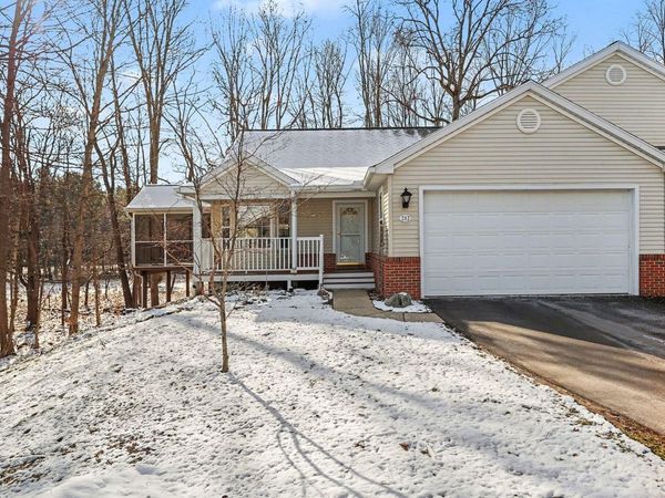 212 Chauncey Court, Marshall, MI 49068