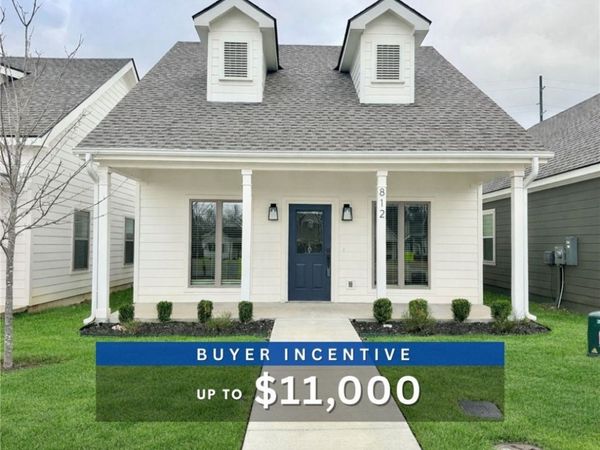 812 NE Heights Lane , Bentonville, AR 72712