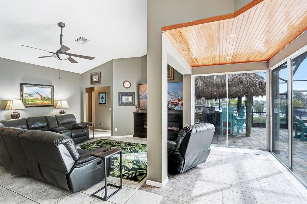 1161 Marina Drive, Tarpon Springs, FL 34689 Photo