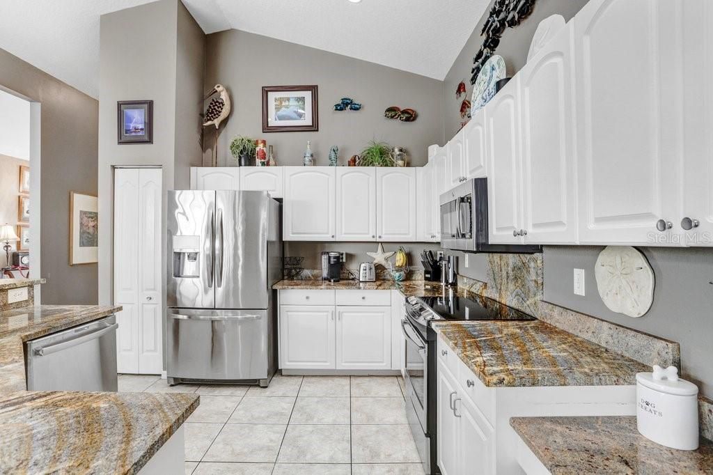 1161 Marina Drive, Tarpon Springs, FL 34689 Photo