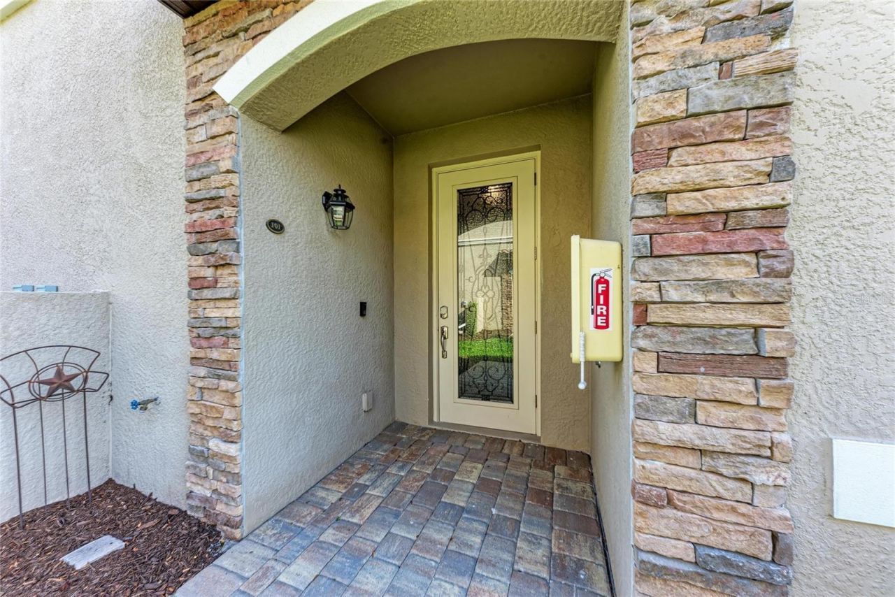 18117 Gawthrop Drive, Unit 101, Bradenton, FL 34211 Photo