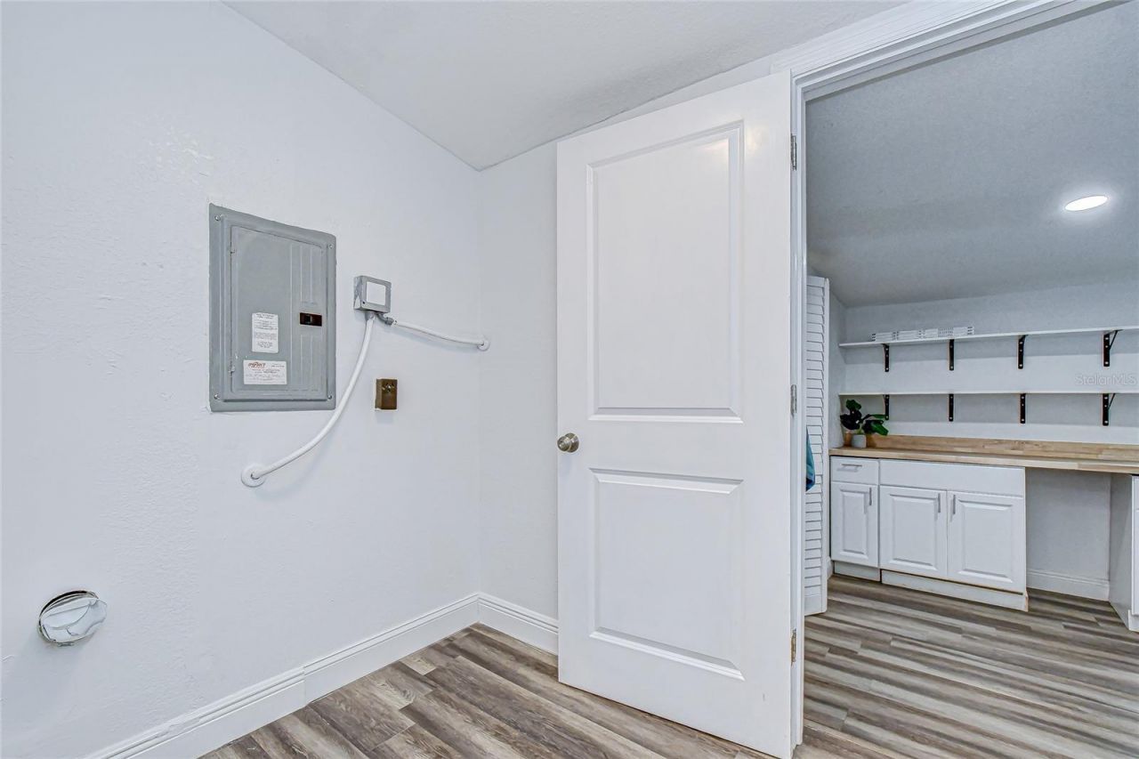 645 38th Avenue S, Saint Petersburg, FL 33705 Photo