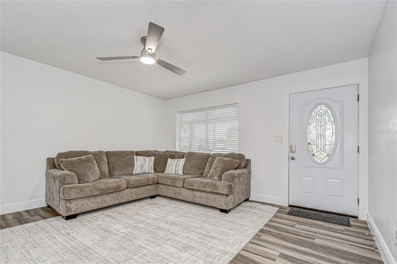 645 38th Avenue S, Saint Petersburg, FL 33705 Photo