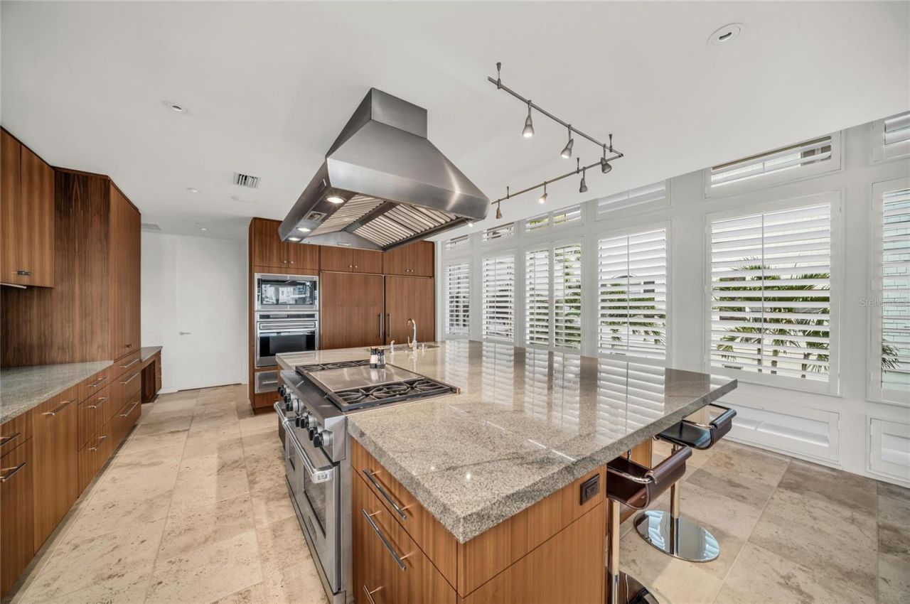 1404 Kenilworth Street, Sarasota, FL 34231 Photo