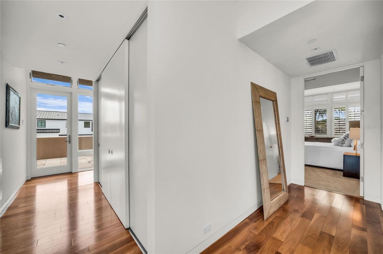 1404 Kenilworth Street, Sarasota, FL 34231 Photo