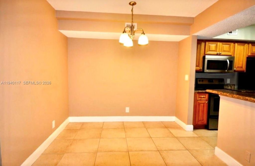 5654 Rock Island Rd, Unit 214, Tamarac, FL 33319 Photo