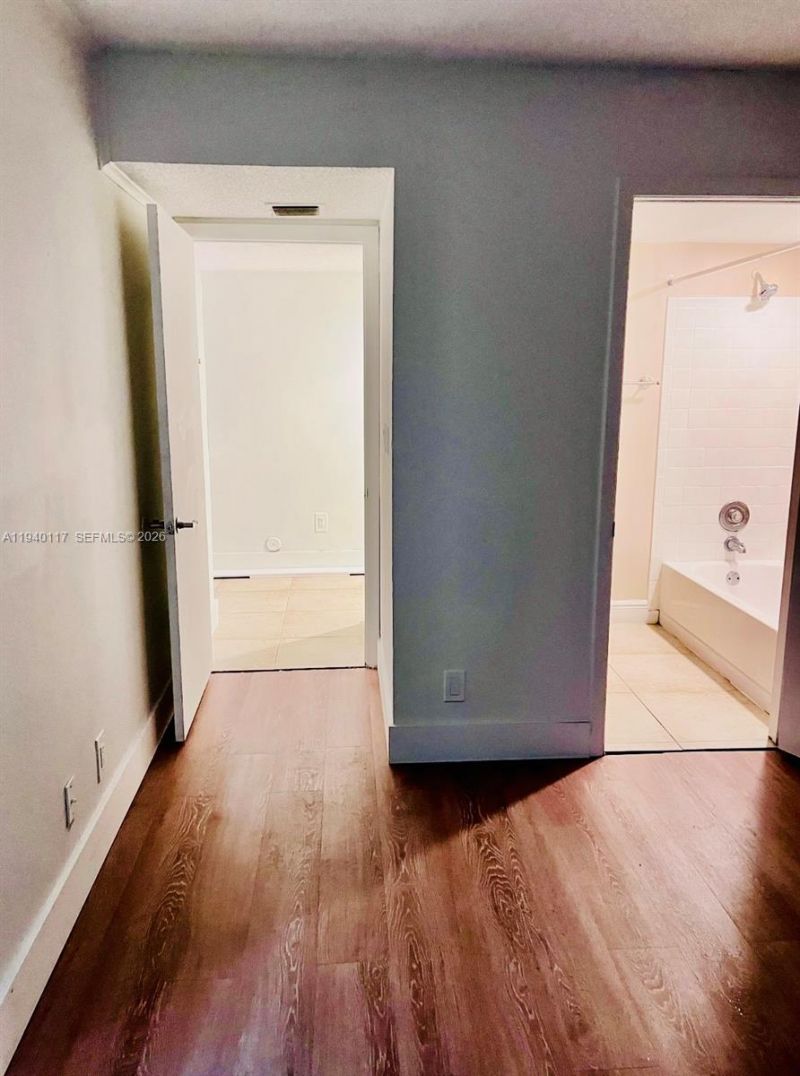 5654 Rock Island Rd, Unit 214, Tamarac, FL 33319 Photo