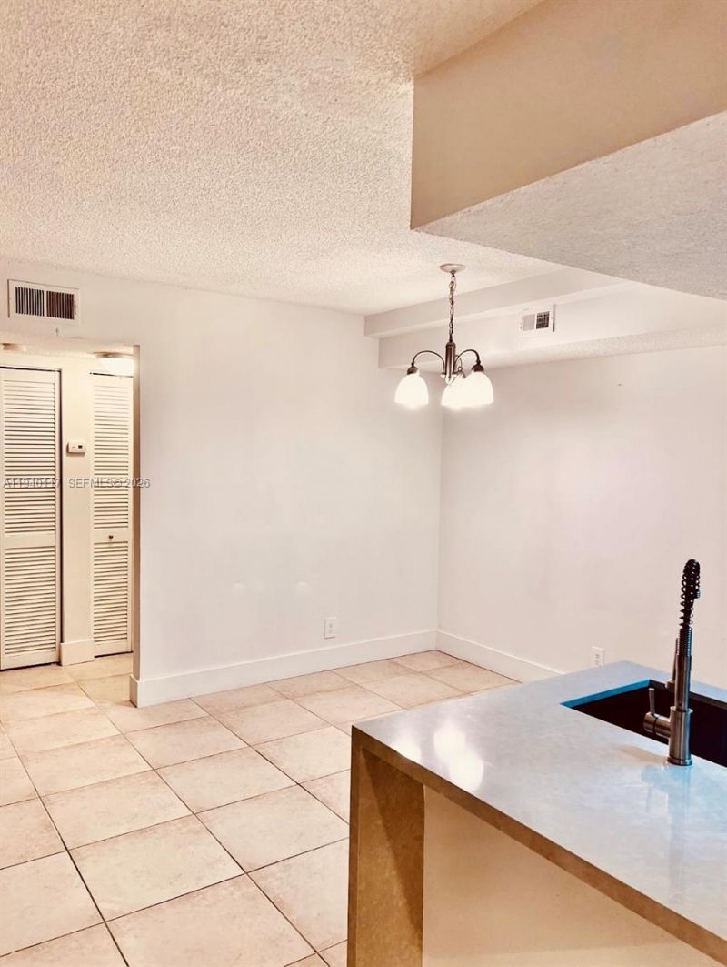 5654 Rock Island Rd, Unit 214, Tamarac, FL 33319 Photo