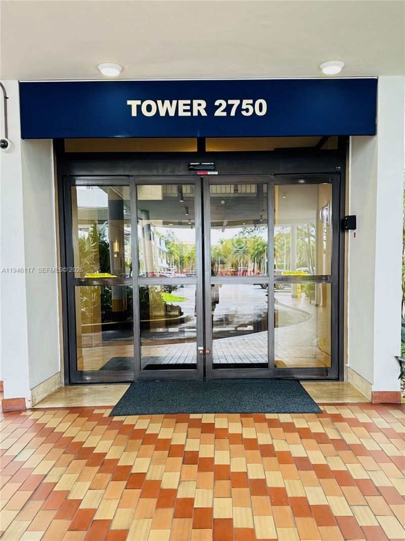 2750 NE 183rd St, Unit 1607, Aventura, FL 33160 Photo