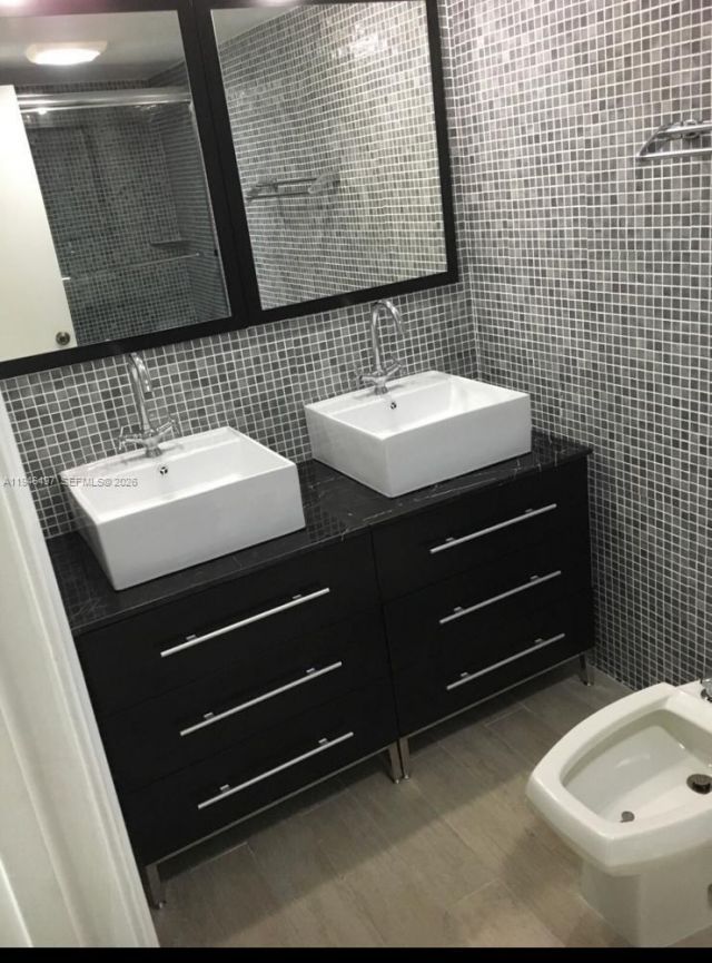 911 E Ponce De Leon Blvd, Unit 403, Coral Gables, FL 33134 Photo