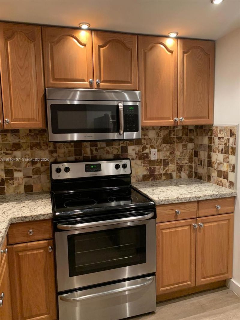 911 E Ponce De Leon Blvd, Unit 403, Coral Gables, FL 33134 Photo