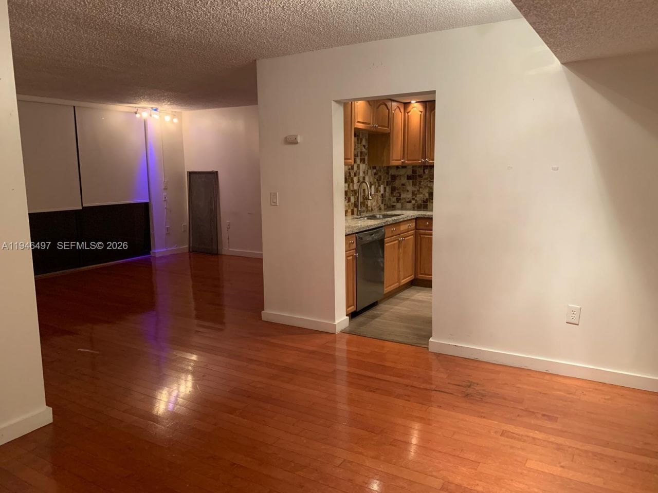 911 E Ponce De Leon Blvd, Unit 403, Coral Gables, FL 33134 Photo