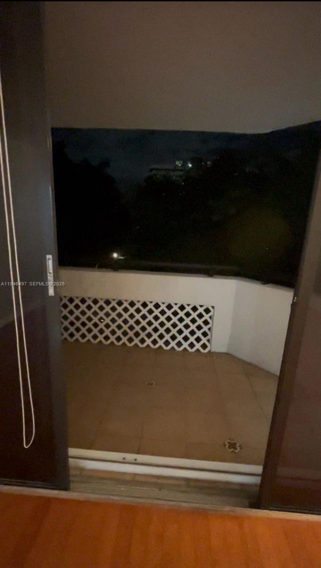 911 E Ponce De Leon Blvd, Unit 403, Coral Gables, FL 33134 Photo