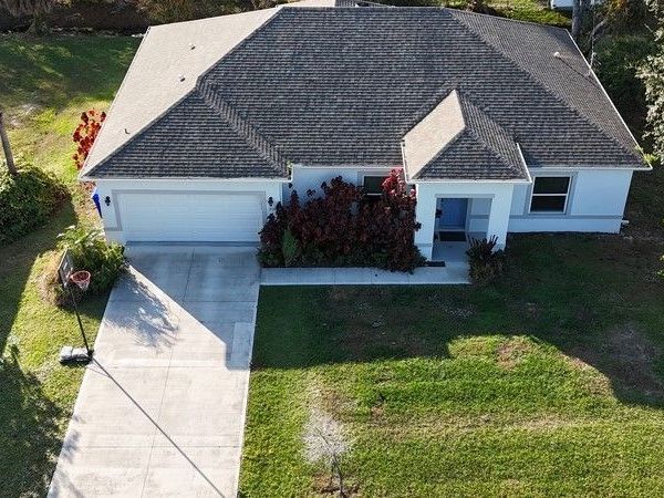 1014 Guava Street, Sebastian, FL 32958