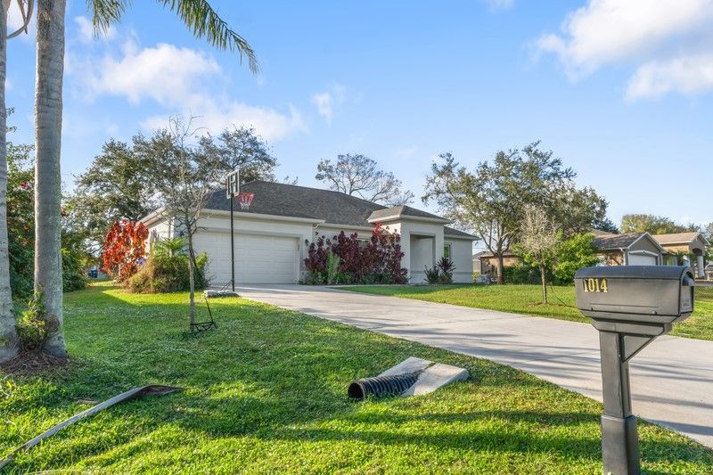 1014 Guava Street, Sebastian, FL 32958 Photo