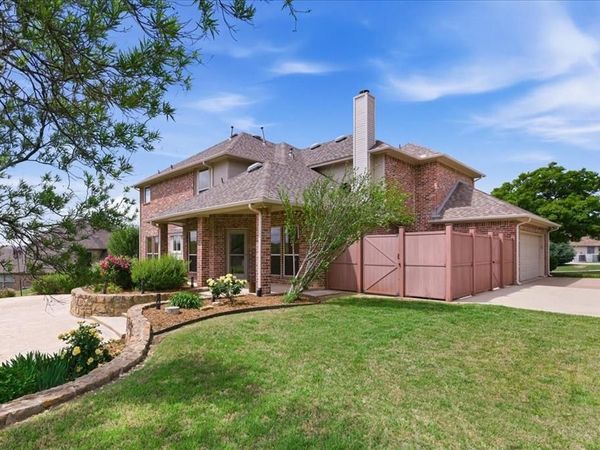 7517 Eagle Ridge Circle, Fort Worth, TX 76179