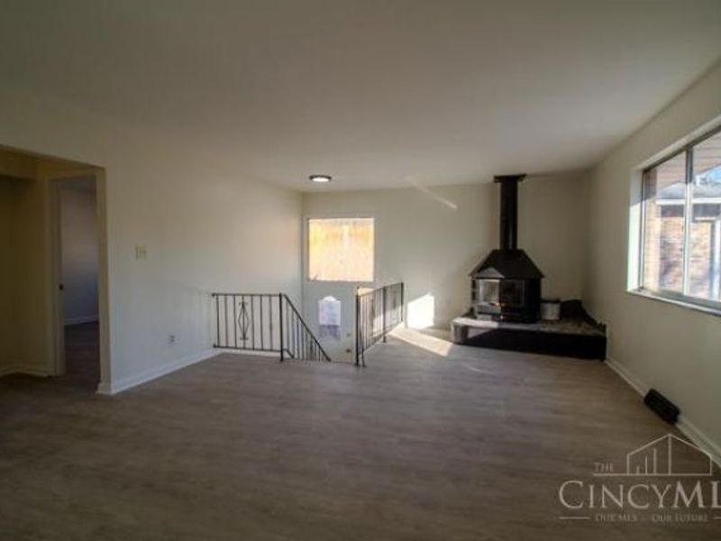 6024 Ridgeacres Drive, Golf Manor, OH 45237 Photo 4