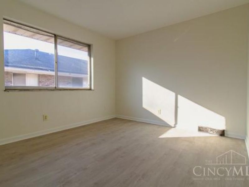 6024 Ridgeacres Drive, Golf Manor, OH 45237 Photo 9