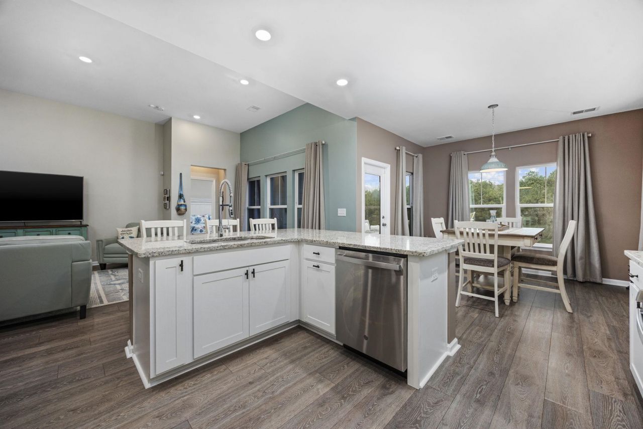 5635 Whitebark Dr. Photo 13