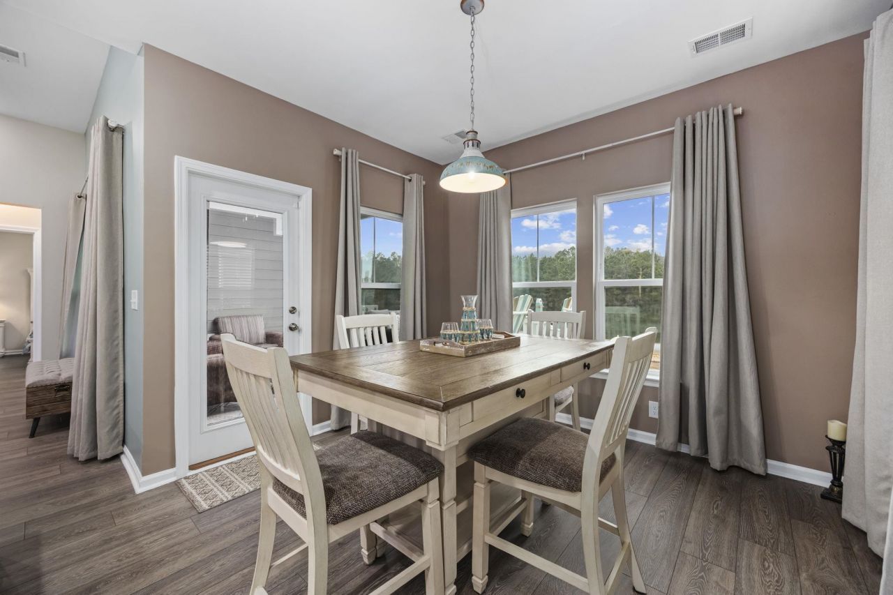 5635 Whitebark Dr. Photo 15