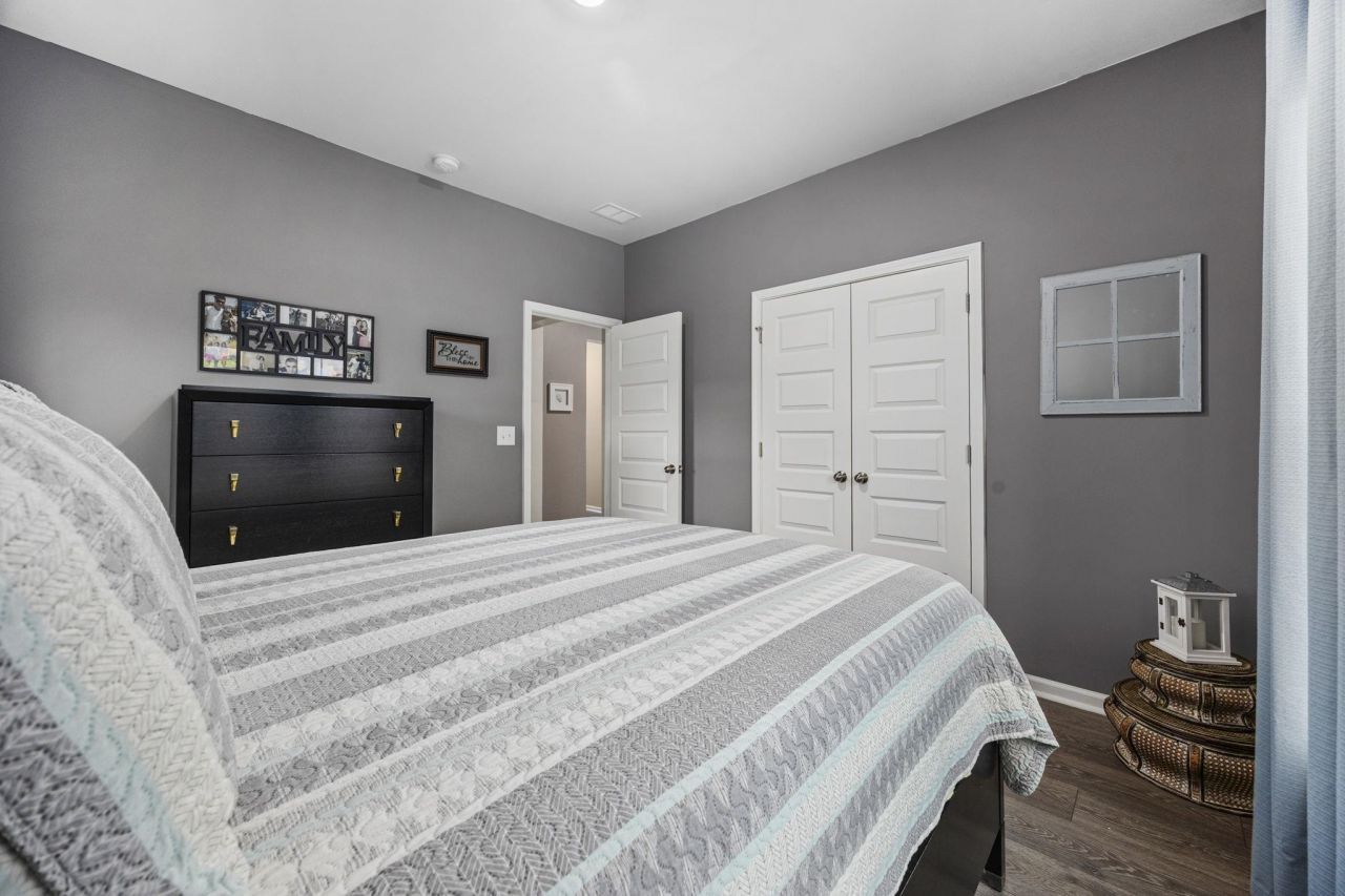 5635 Whitebark Dr. Photo 25