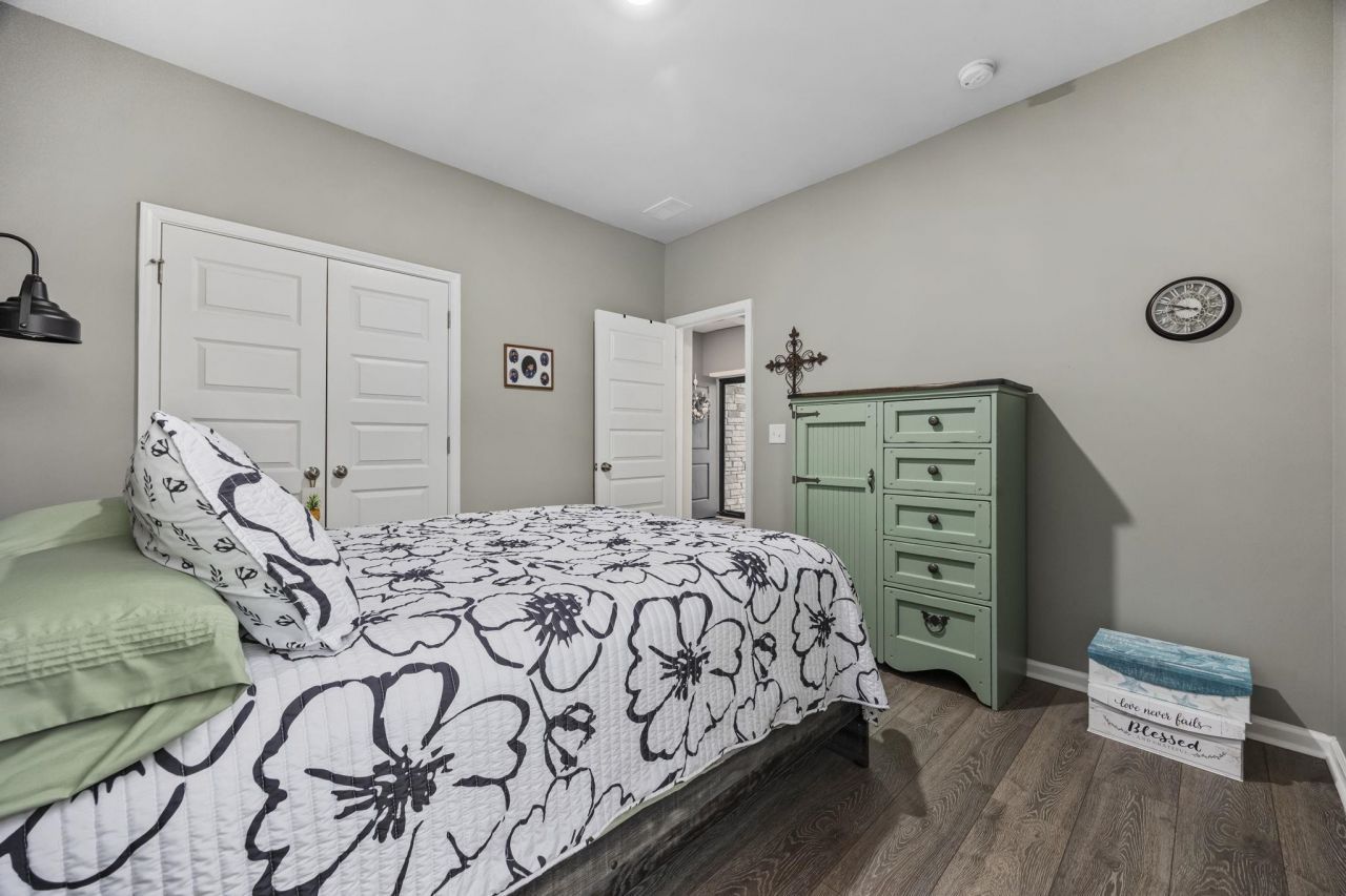 5635 Whitebark Dr. Photo 27