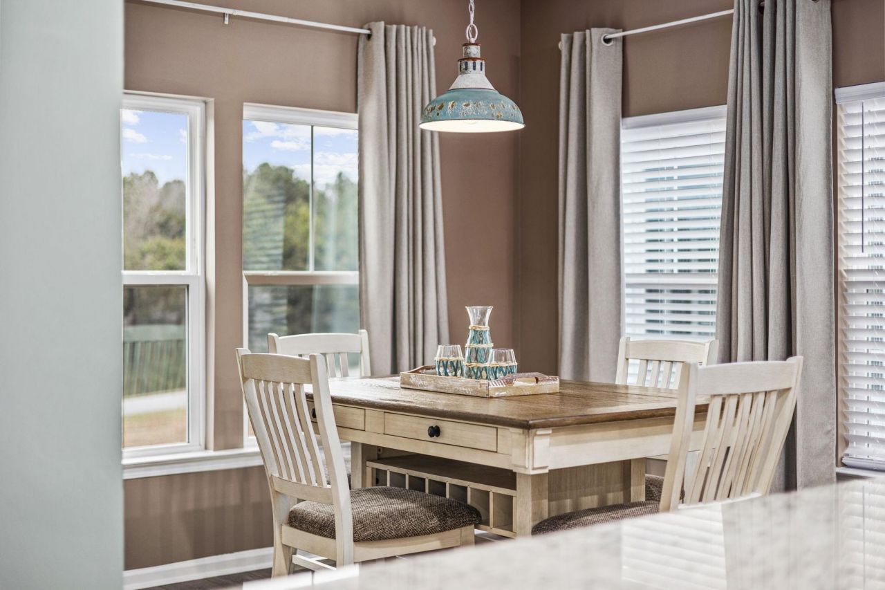 5635 Whitebark Dr. Photo 4