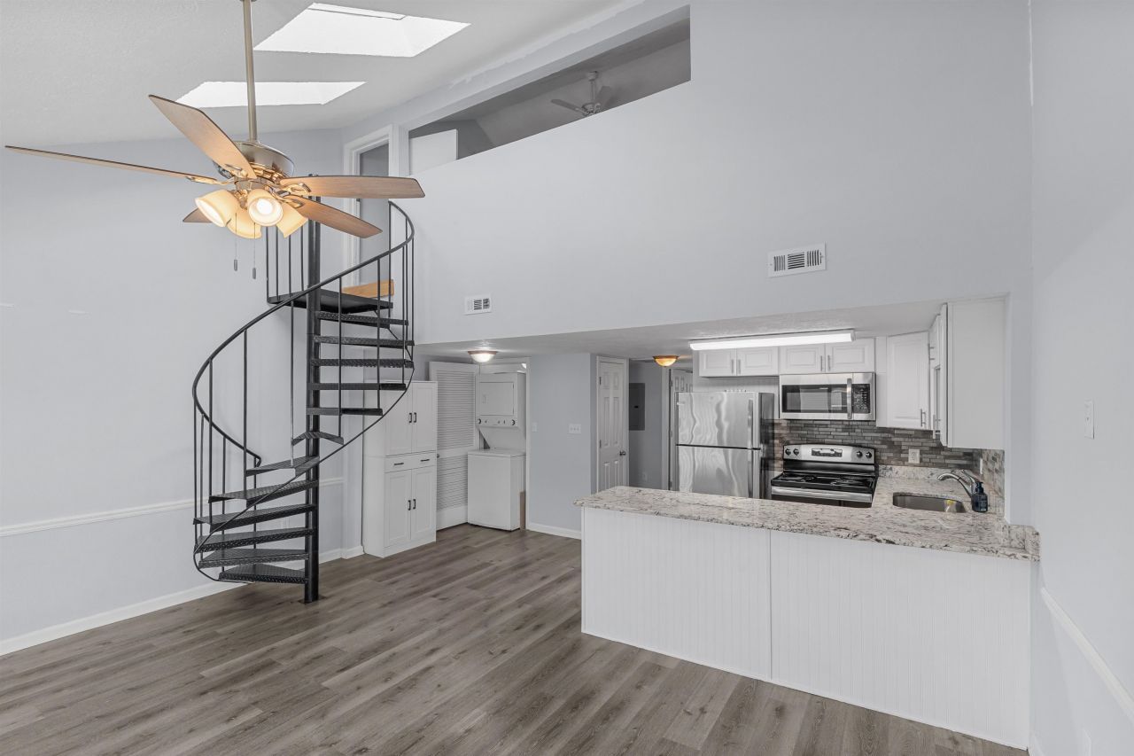 1600 Deer Creek Rd. Photo 11