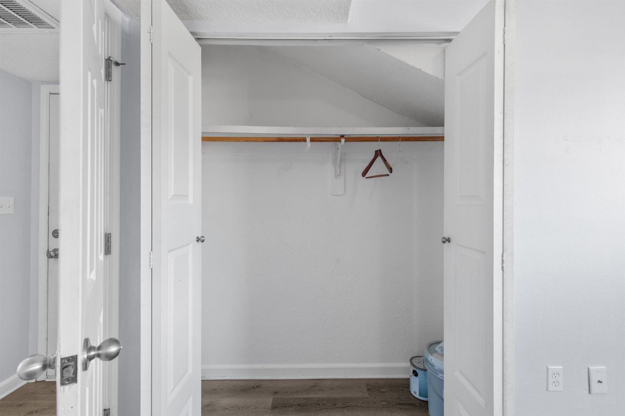 1600 Deer Creek Rd. Photo 20